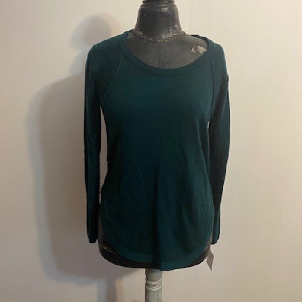 RD Style Green knit sweater, size S/P